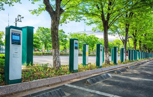 The role of the charging cable with the electric vehicle market