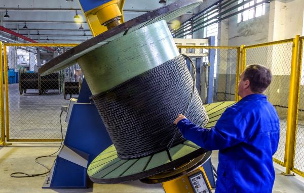 Managing cable production risks