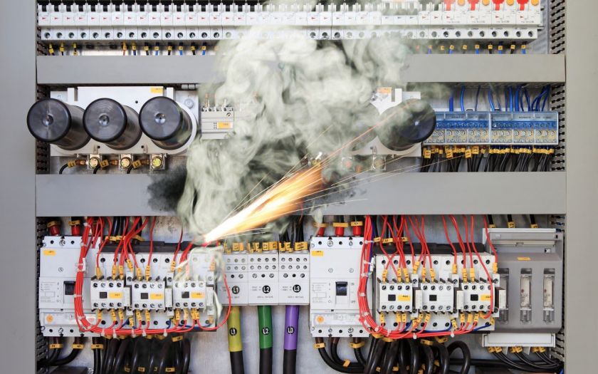 | Shutterstock 162194372 Overloaded Electrical Circuit Board Web