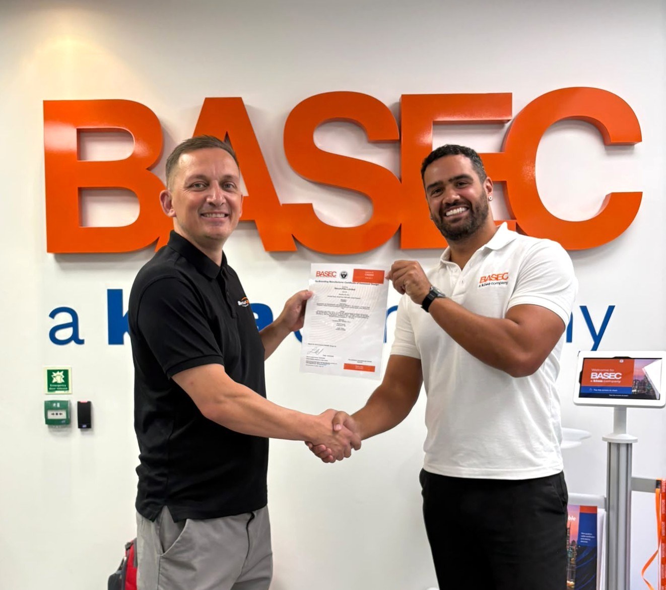 CAD58-cert-photo
